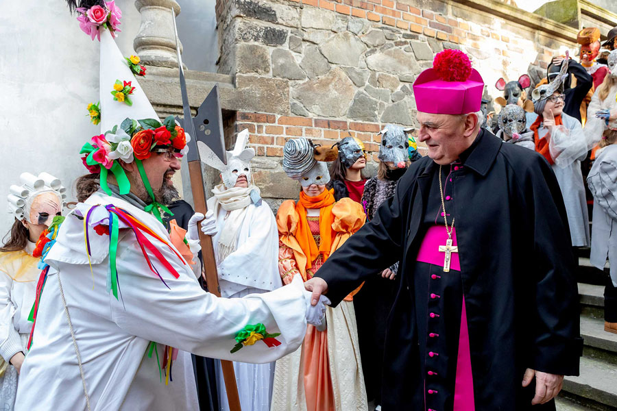 Centrum Českého Krumlova se stane srdcem masopustního veselí