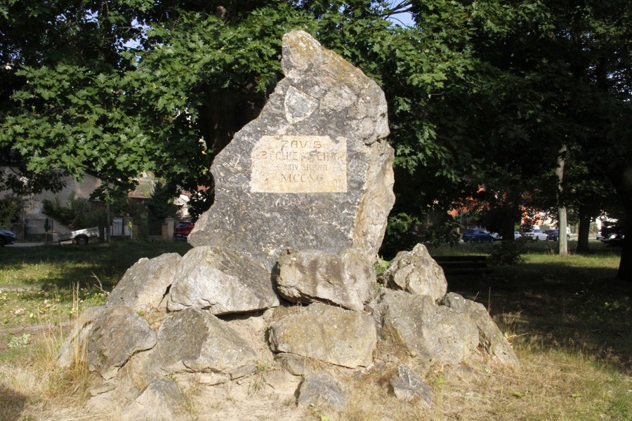 Záviš z Falkenštejna přišel o hlavu poblíž Hluboké